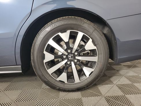 New 2026 Honda Odyssey EX-L image 30