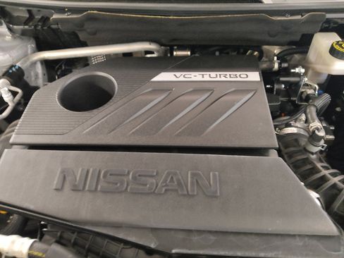 Used 2022 Nissan Rogue SV FWD image 30