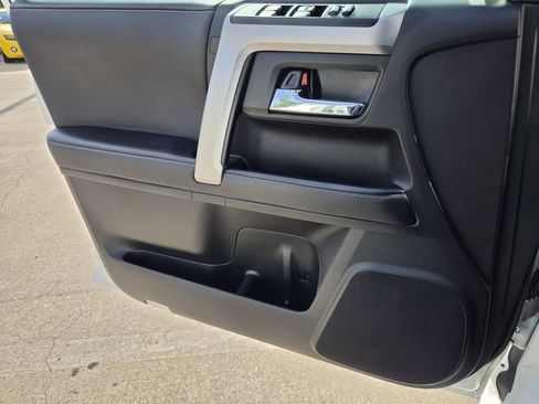 Used 2023 Toyota 4Runner TRD Sport AWD/4WD image 26