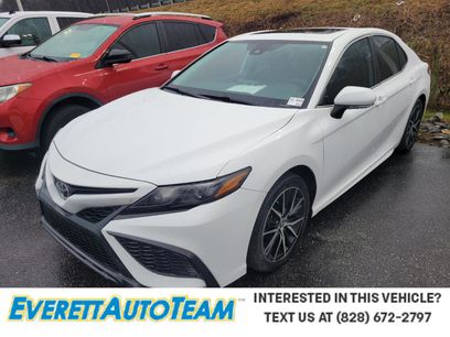Used 2022 Toyota Camry SE