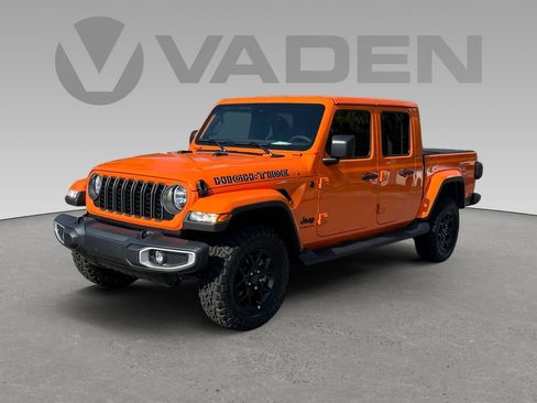 New 2025 Jeep Gladiator Sport image 25