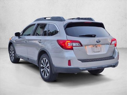 Used 2016 Subaru Outback 2.5i Limited AWD/4WD image 7