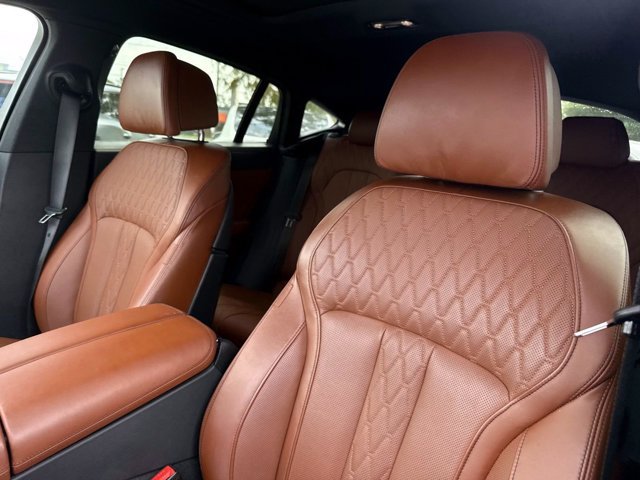 Certified 2023 BMW X6 xDrive40i w/ M Sport Package AWD/4WD image 21