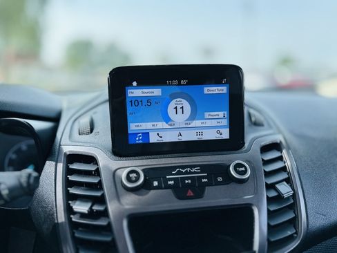 Used 2020 Ford Transit Connect XLT image 29