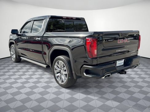 Used 2026 GMC Sierra 1500 Denali AWD/4WD image 3