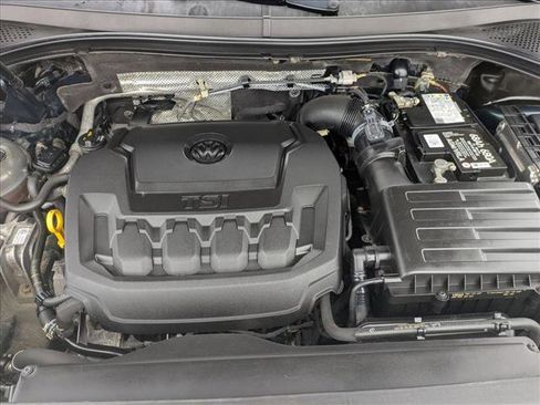 Used 2019 Volkswagen Tiguan SE w/ Panoramic Sunroof Package image 22