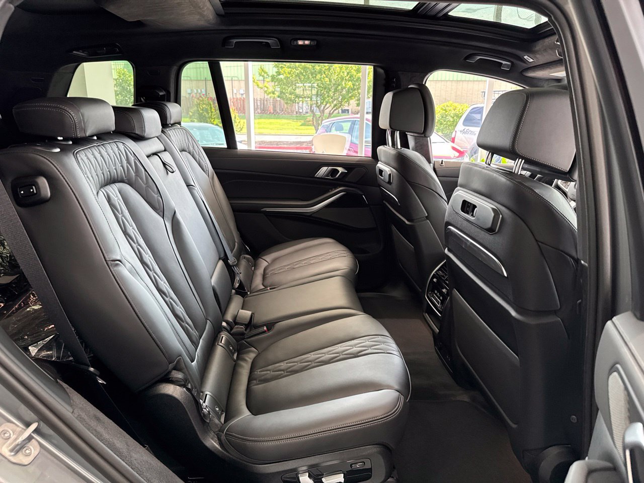 New 2026 BMW X7 xDrive40i w/ Executive Package AWD/4WD image 48