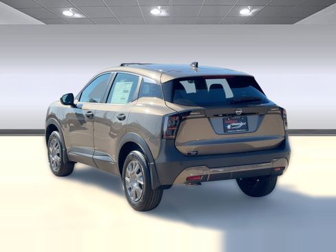 New 2026 Nissan Kicks S image 3