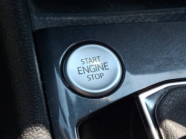Used 2023 Volkswagen Tiguan SE R-Line AWD/4WD image 23