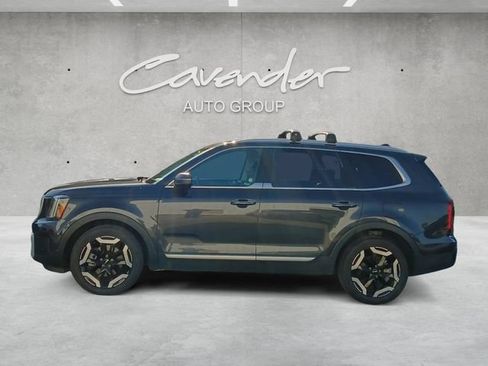 Used 2025 Kia Telluride S AWD/4WD image 13