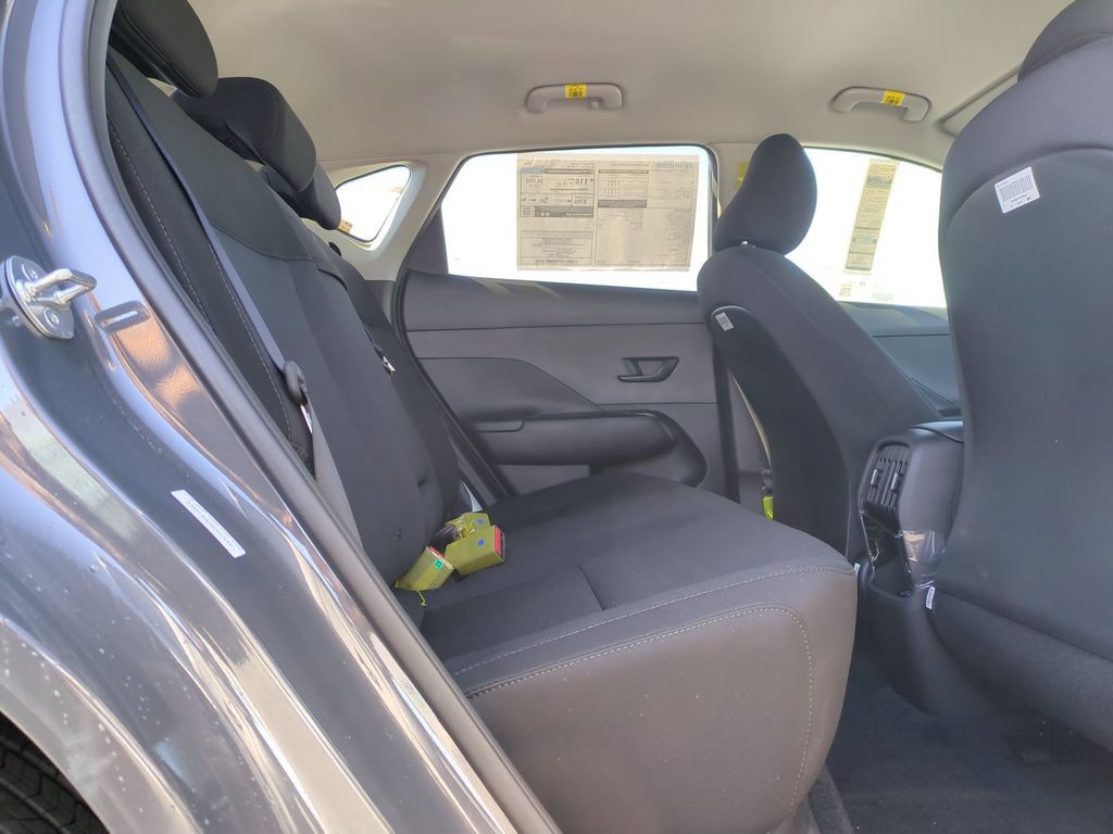 New 2025 Hyundai Kona SEL FWD image 10