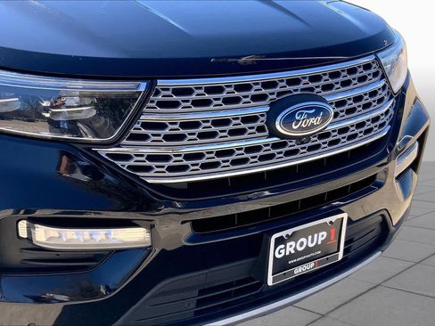 Used 2023 Ford Explorer Limited AWD/4WD image 58