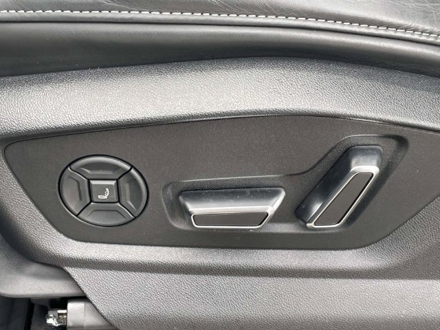 Certified 2023 Audi SQ8 Prestige AWD/4WD image 19