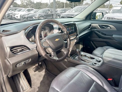 Used 2019 Chevrolet Traverse LT w/ LT Premium Package image 10