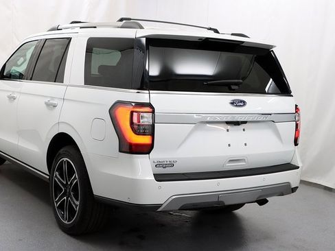 Used 2020 Ford Expedition Limited w/ Special Edition Package image 7
