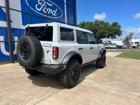 New 2026 Ford Bronco Badlands AWD/4WD image 7
