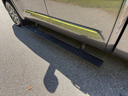 Used 2022 Toyota Tundra 1794 Edition image 12