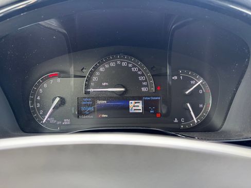 Used 2018 Cadillac XT5 Luxury w/ Driver Awareness Package image 12