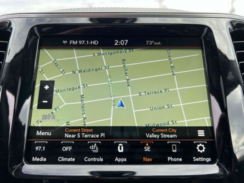 Used 2019 Jeep Cherokee Limited AWD/4WD image 27