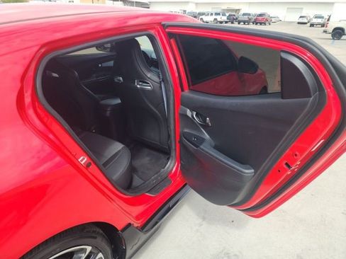 Used 2022 Hyundai Veloster N FWD image 20