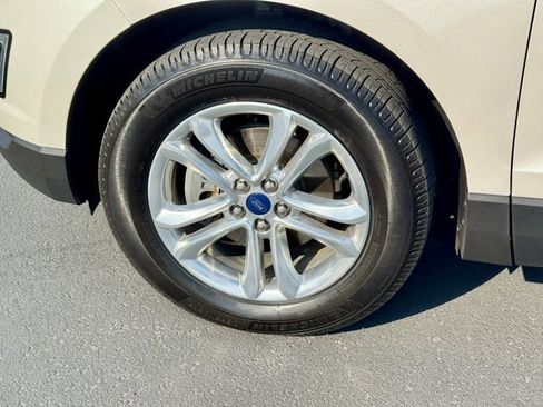 Used 2017 Ford Edge SEL w/ Equipment Group 201A image 8