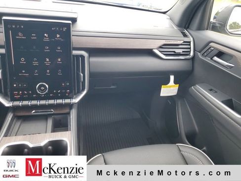 New 2026 GMC Acadia Denali w/ Super Cruise Package FWD image 27