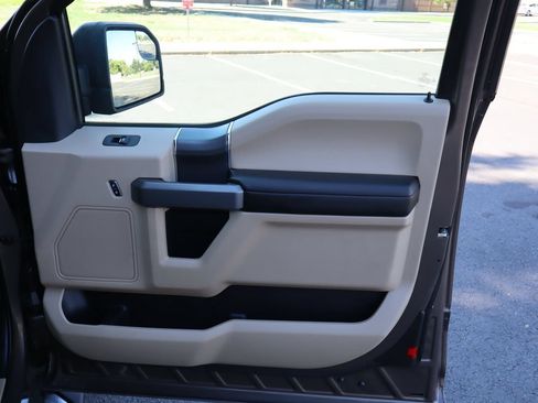 Used 2017 Ford F150 4x4 SuperCab image 25