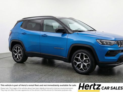 Used 2025 Jeep Compass Limited AWD/4WD image 1