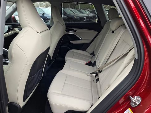 New 2025 Audi Q5 Premium Plus image 10