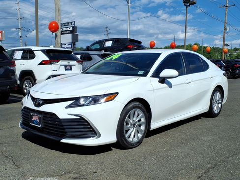Certified 2024 Toyota Camry LE AWD/4WD image 3