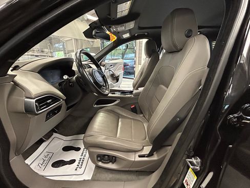 Used 2017 Jaguar F-PACE R-Sport AWD/4WD image 56