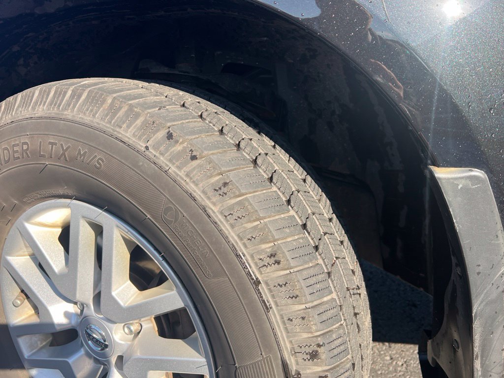 Used 2018 Nissan Frontier SV w/ Value Truck Package AWD/4WD image 7