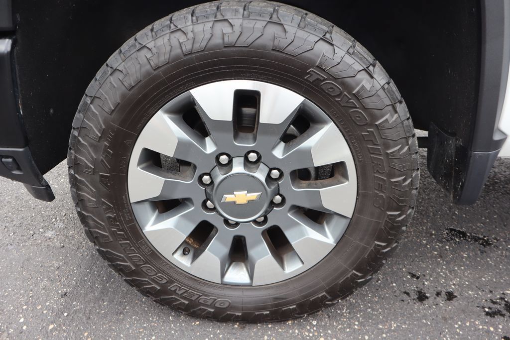 Used 2024 Chevrolet Silverado 3500 W/T AWD/4WD image 25