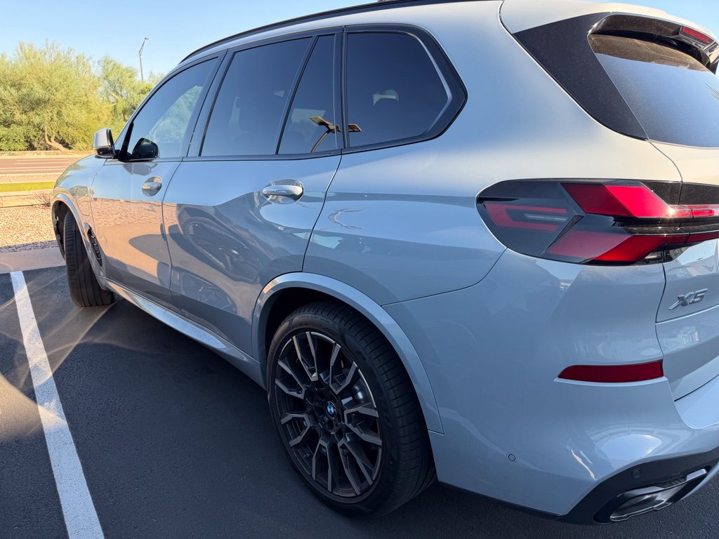 Certified 2026 BMW X5 xDrive50e w/ M Sport Package AWD/4WD image 3