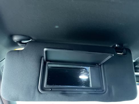 Used 2025 Honda Civic Sport image 31