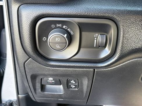 Used 2020 RAM 1500 Rebel w/ Rebel Level 2 Equipment Group AWD/4WD image 19