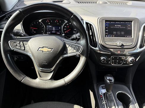Used 2020 Chevrolet Equinox LT image 15