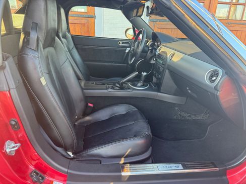 Used 2006 MAZDA MX-5 Miata 3rd Generation Limited image 21
