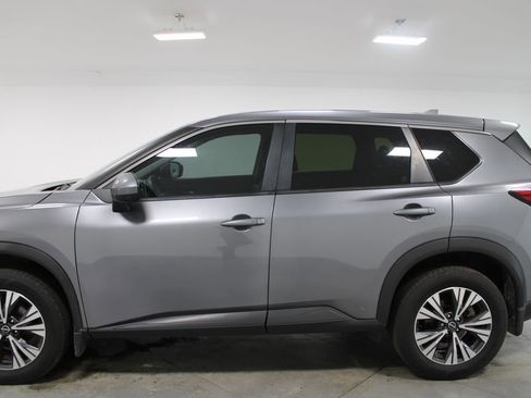 Used 2023 Nissan Rogue SV AWD/4WD image 6