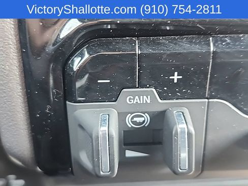 Certified 2026 RAM 2500 Big Horn AWD/4WD image 9