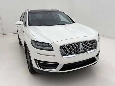 Used 2020 Lincoln Nautilus Reserve AWD/4WD image 3