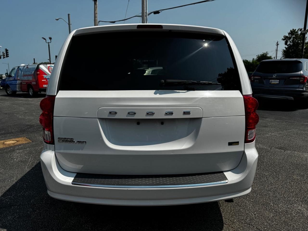 Used 2015 Dodge Grand Caravan SE w/ Quick Order Package 29E SE FWD image 6