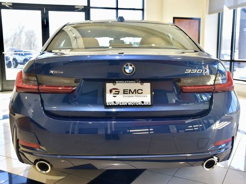 Used 2023 BMW 330i xDrive Sedan w/ Driving Assistance Package image 5