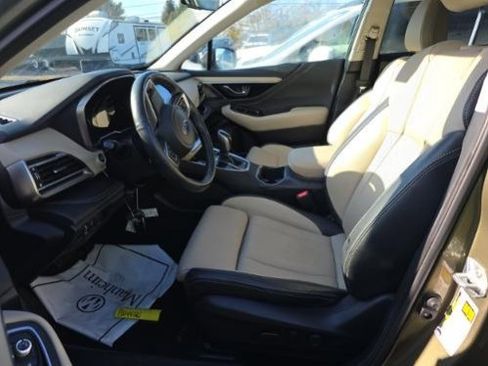 Used 2023 Subaru Outback Limited XT image 3