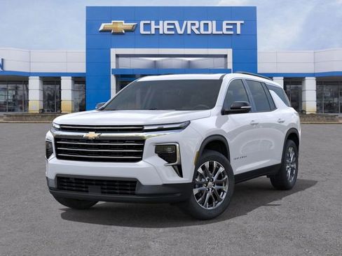 New 2026 Chevrolet Traverse LT image 6