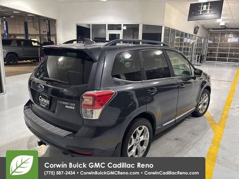Used 2017 Subaru Forester 2.5i Touring AWD/4WD image 8