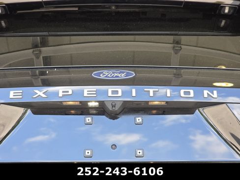 Used 2025 Ford Expedition Max Active AWD/4WD image 55