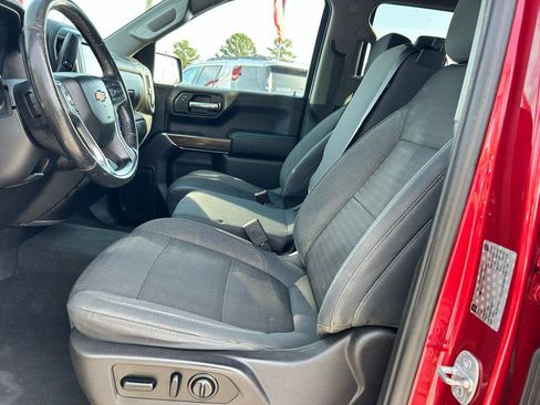 Used 2019 Chevrolet Silverado 1500 LT w/ All-Star Edition image 7