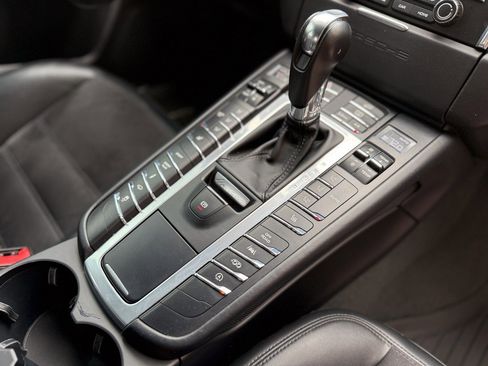 Used 2018 Porsche Macan GTS image 28