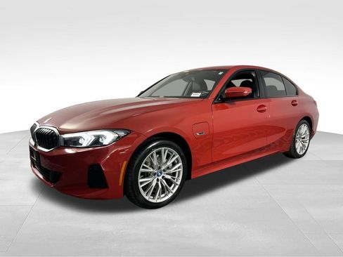Used 2023 BMW 330e w/ Driving Assistance Package RWD image 3